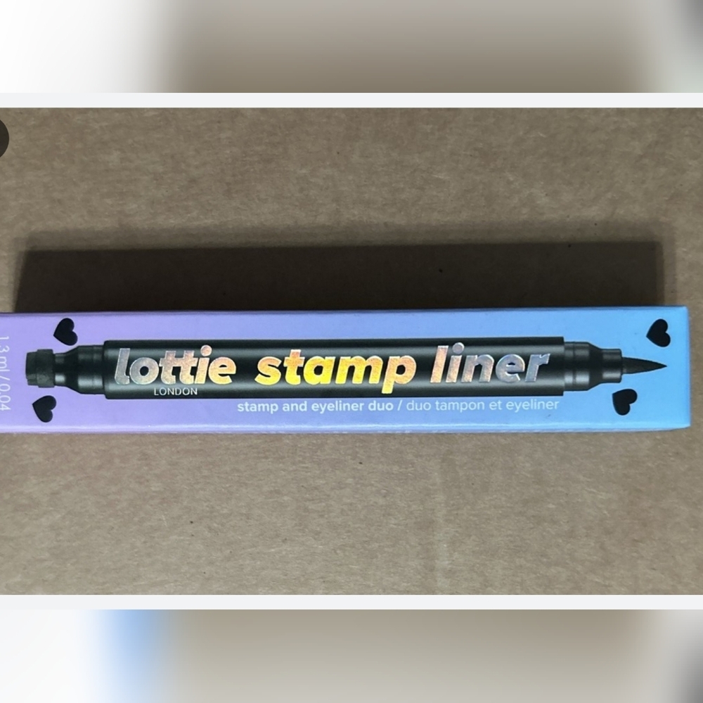 Lottie London Stamp Liner NEW